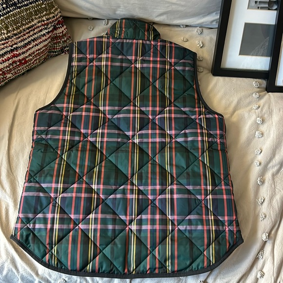 J. Crew Navy Plaid Puffer Vest Medium - Picture 2 of 4